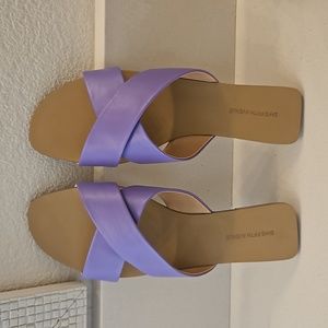 Saks 5th Avenue Leather Sandals  sz 9.5 M
🎉HOST PICK🎉